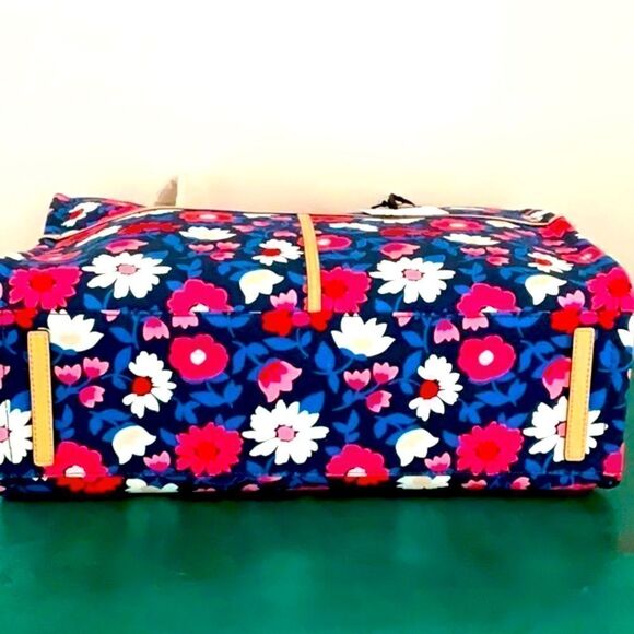 KATE SPADE NWT WASHINGTON SQUARE MEGA SAM TOTE BAG BRIGHT FLORAL PATTERN - Picture 15 of 15